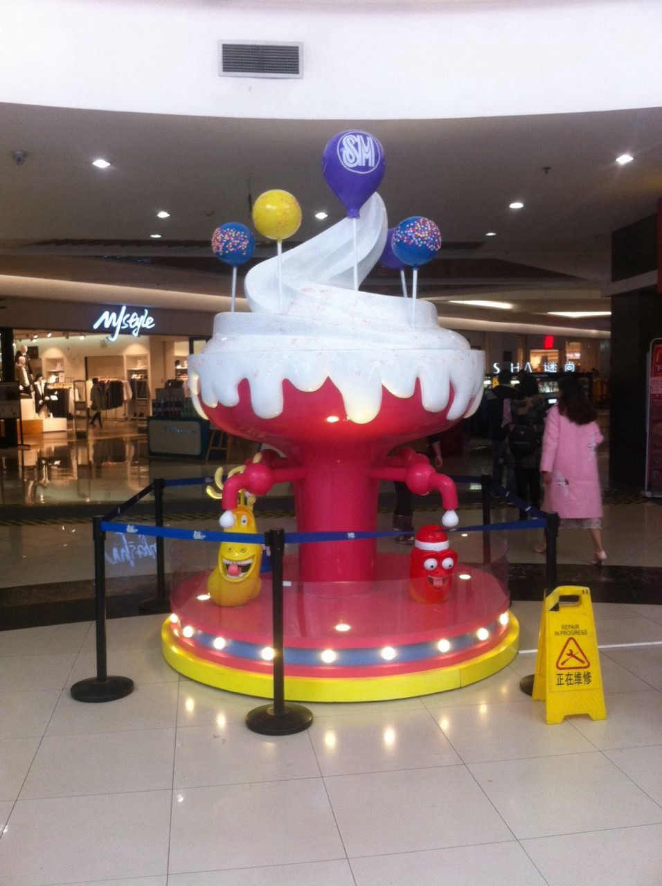 爆笑蟲(chóng)主題雕塑