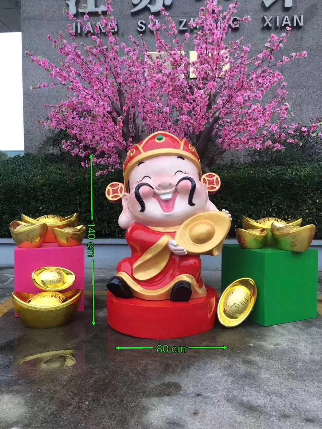 制作不銹鋼雕塑怎么選材呢？